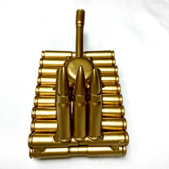 Folk-Art Military Battle Tank Made from Recycled Bullet Rifle Casings Figurine - Picture 4 of 15